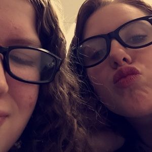 Meet your Posher, Kaylkaylee